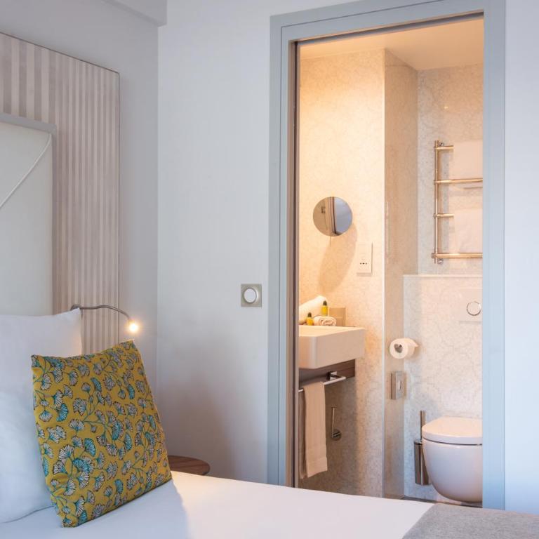 Le Parisis - Paris Tour Eiffel - Chambre Double ou Lits Jumeaux - Vue sur Cour ou sur Rue - 10