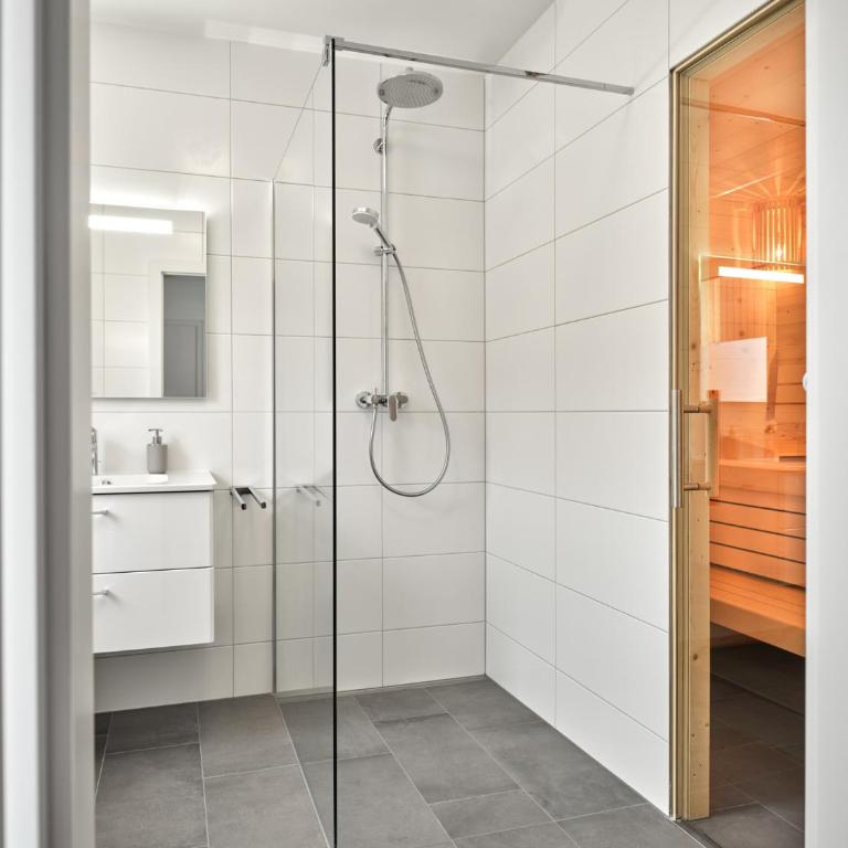 The Tauplitz Suites - Alpine Suite B4 by AA Holiday Homes - Apartment with Sauna - 20
