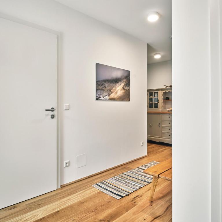 The Tauplitz Suites - Alpine Suite B4 by AA Holiday Homes - Apartment with Sauna - 15