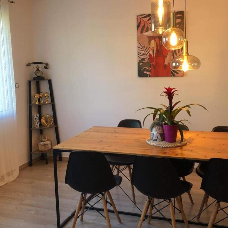 Cosy T2 avec terrasse à 5 min de la plage - Apartment mit 1 Schlafzimmer - 10