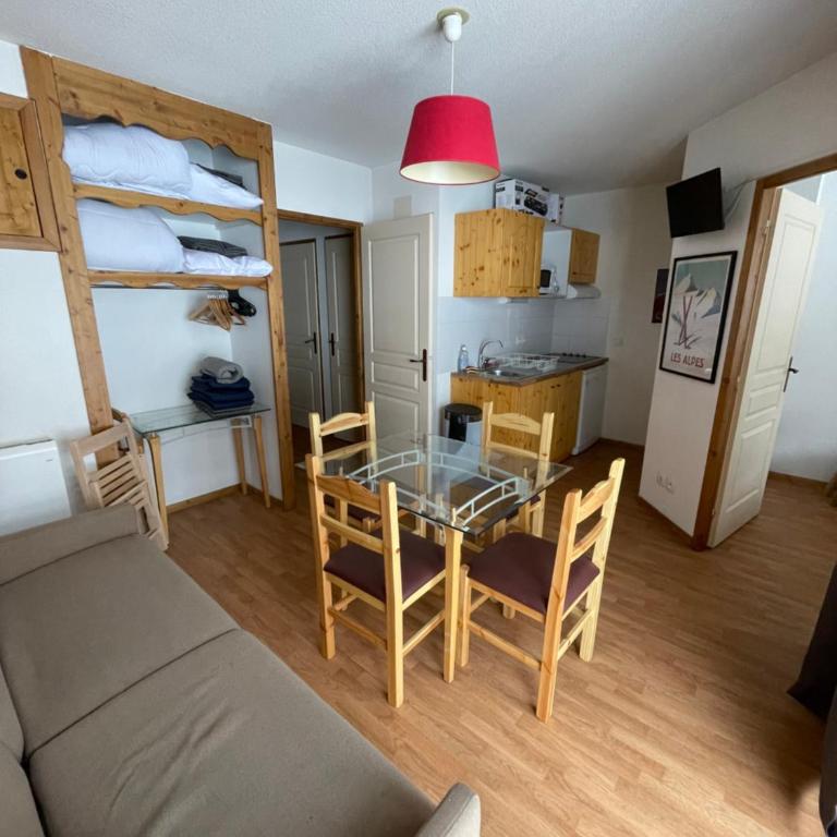 Appartement 6 couchages - Orelle 3 Vallées - Spa & Piscine - - Appartement 2 Chambres - 5