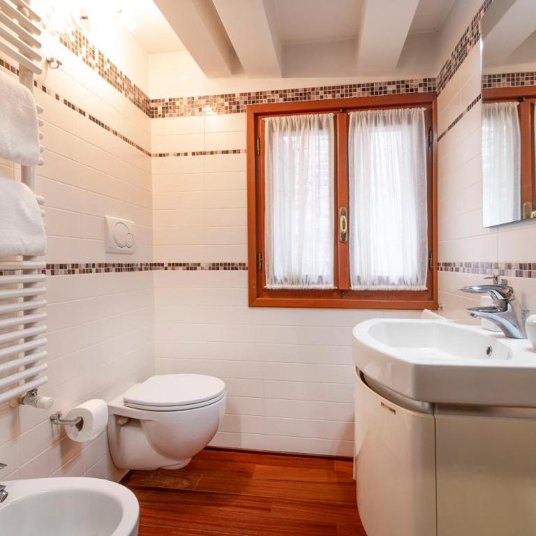 Glass House - Loft 2 minutes to Rialto Bridge & View - One-Bedroom Apartment - 15