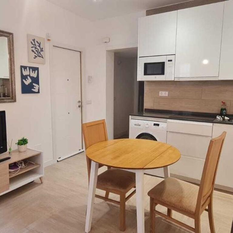 Precioso Apartamento Recién Reformado - One-Bedroom Apartment - 2