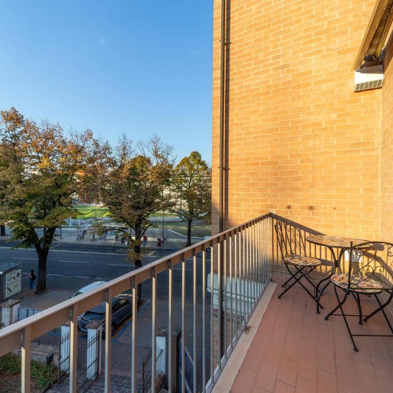 Mentana Rooms - Camera Matrimoniale con Balcone - 2