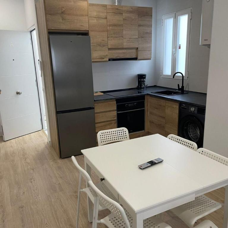 U4 Apartamento centro Madrid - Two-Bedroom Apartment - 4