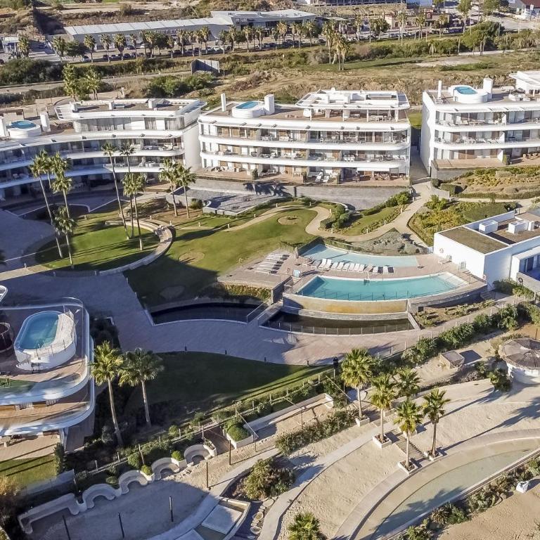 ViVi Homes - Alessio Pool, Sauna, Spa, Gym & Beach - Apartamento Deluxe - 57