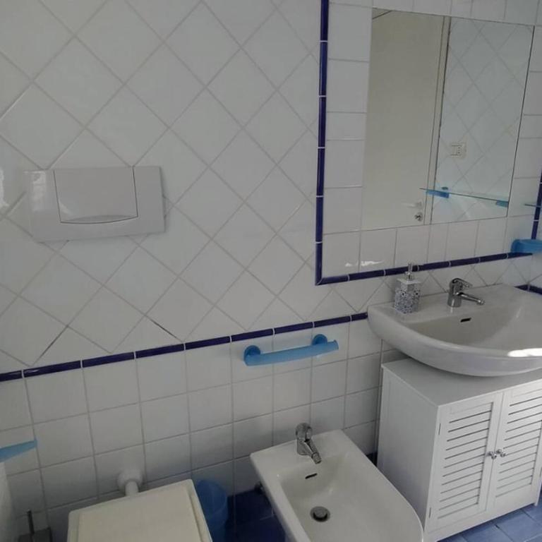 Villa Pentalocale con Piscina e spiaggia incluse Taunus Vacanze Villa Girasoli - Villa - 15
