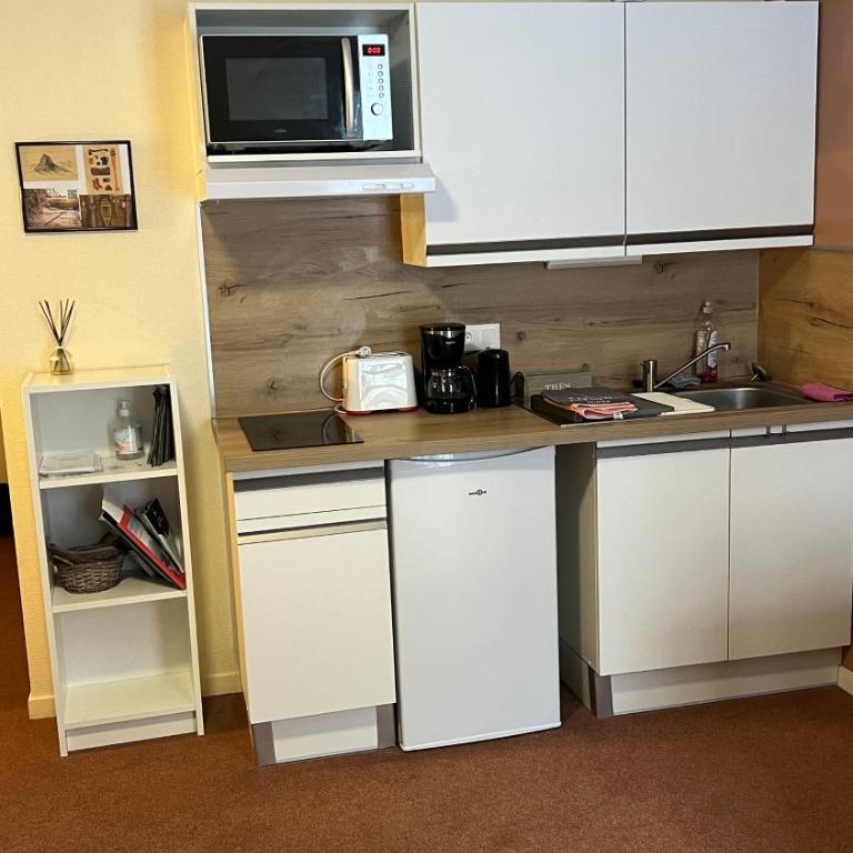 Studio aux pieds des pistes, des chemins de Rando - Apartment mit 1 Schlafzimmer - 10