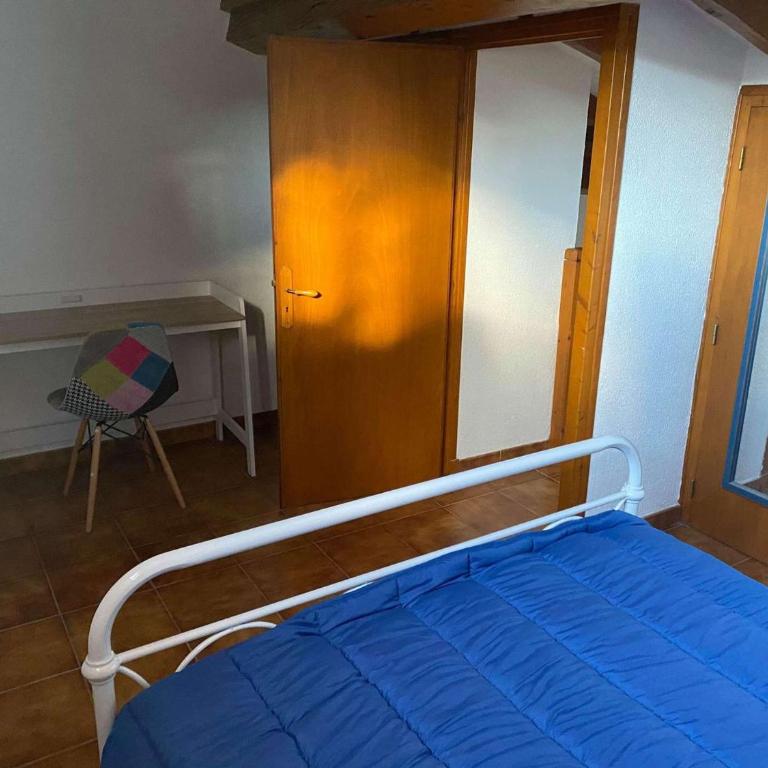 4MIR11JAUNE- Appartement avec place de parking proche centre ville - Appartement en Duplex - 4