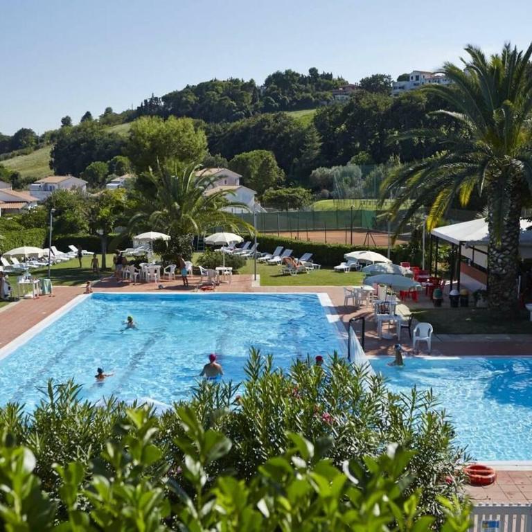 Villa Pentalocale con Piscina e spiaggia incluse Taunus Vacanze Villa Girasoli - Villa - 22