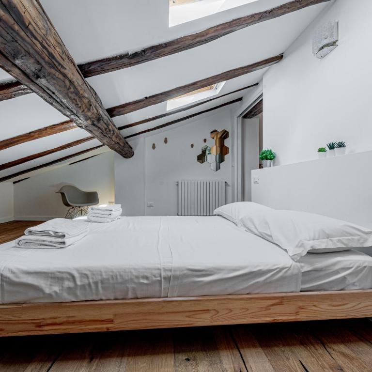 Realkasa Pratello Flat - One-Bedroom Apartment - 11
