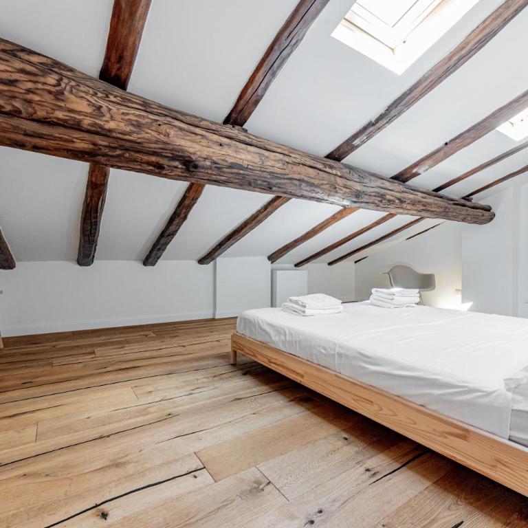 Realkasa Pratello Flat - One-Bedroom Apartment - 12