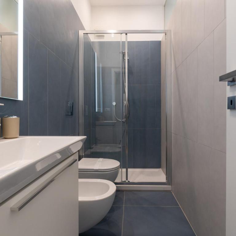 [15 minutes from the centre] Free Wi-Fi & A/C - Appartamento con 2 Camere da Letto - 17