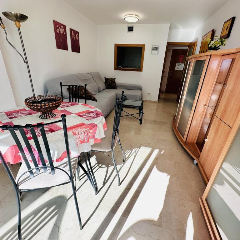 A802 - Atrium Beach 4 - One-Bedroom Apartment - 2