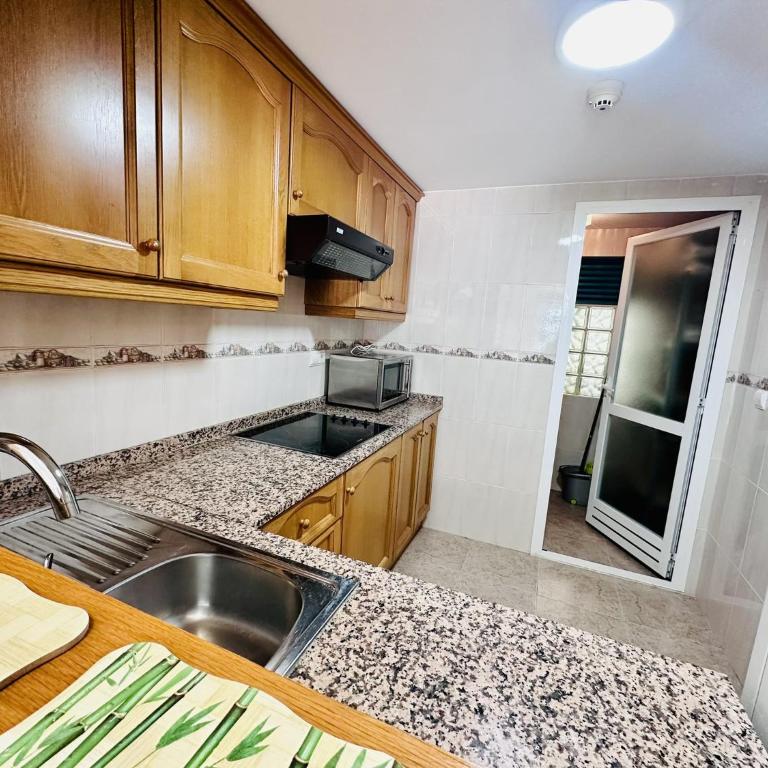 A802 - Atrium Beach 4 - One-Bedroom Apartment - 11