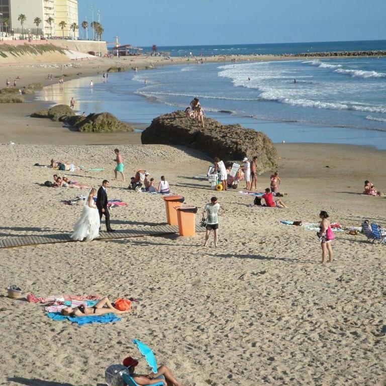 Sopranis del MAR Apartamento Centro Cádiz, junto playa y estación de tren y bus y parkings - Apartamento de 1 dormitorio - 18