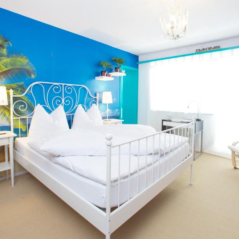 Arena Lodge - Doppelzimmer mit Balkon - 11