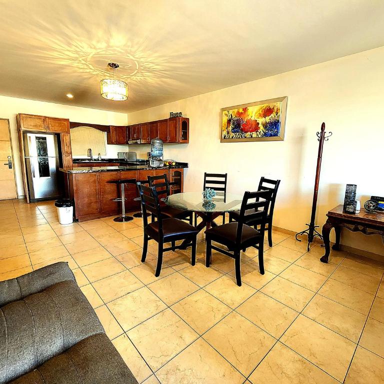 Bahia del tezal 202b: 2BR/2BT Condo, Big pool, 5 minutes walk to Beach! - Apartamento de 2 dormitorios - 7