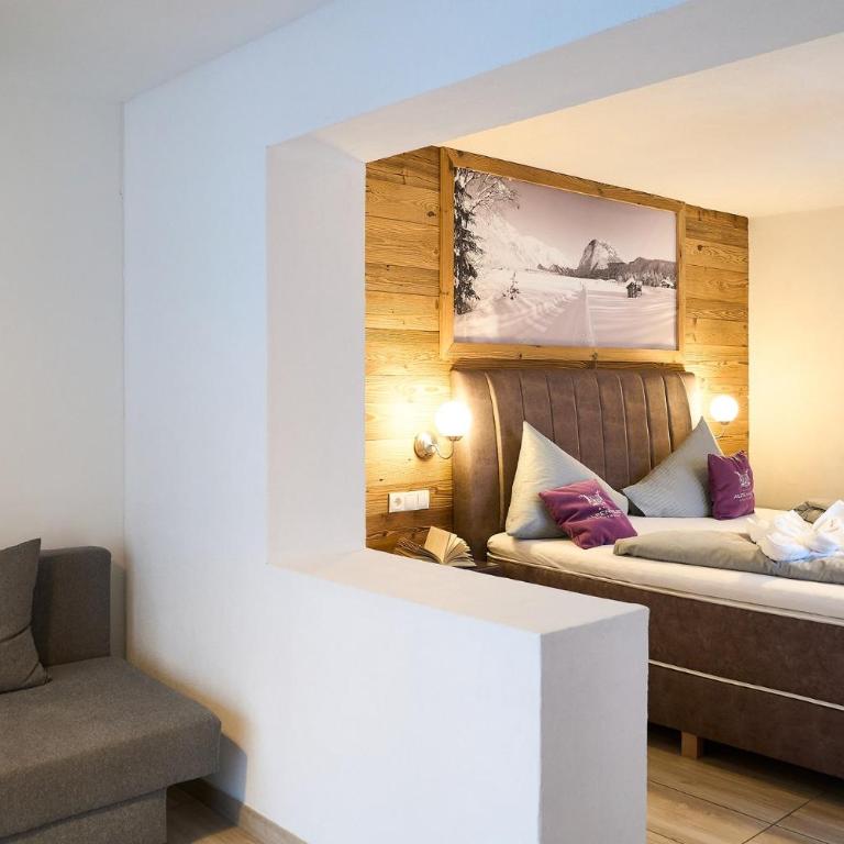 Hotel Alpennest - Mountain Hideaway in Leutasch - Deluxe Doppelzimmer - 6