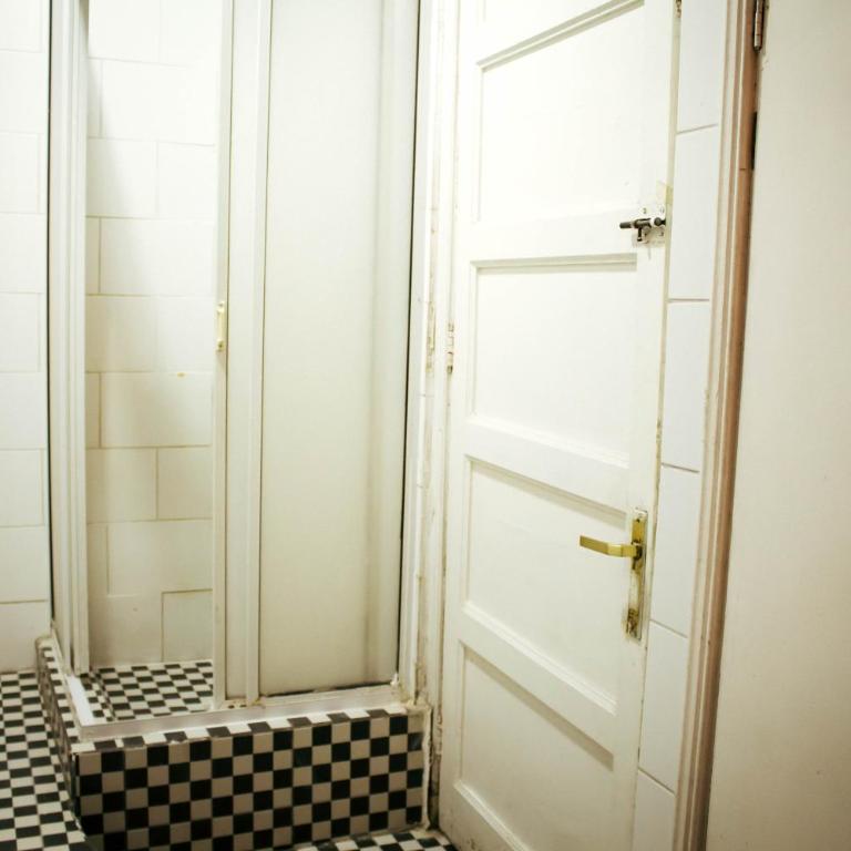 Hostal Salvador - Habitación Triple - 6