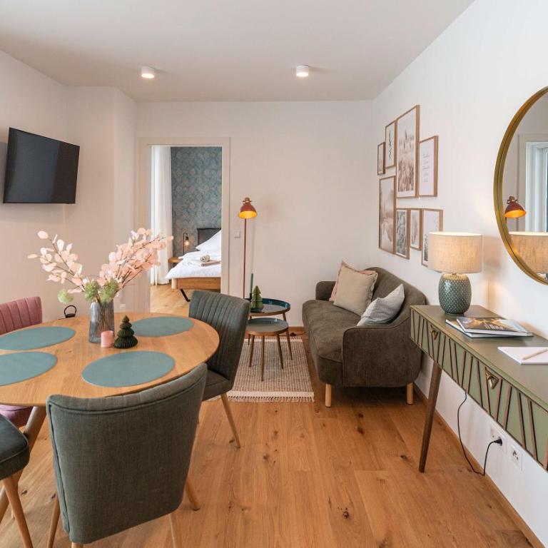 Seepanorama Apartments am Grundlsee - Your Austrian Home - Apartment mit 2 Schlafzimmern - 2