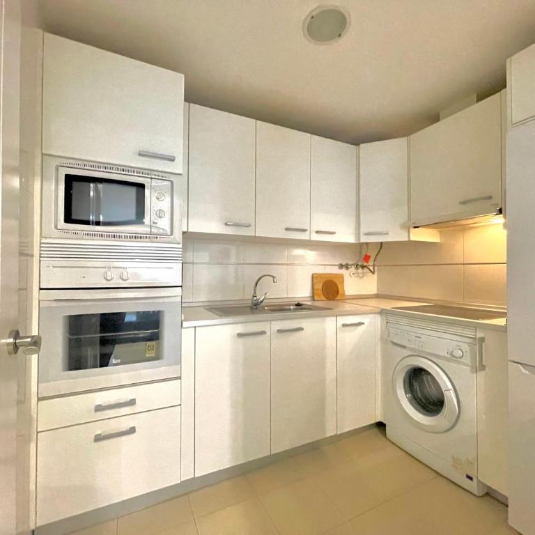 Bonito alojamiento en Malaga con piscina para teletrabajo - Apartamento - 11