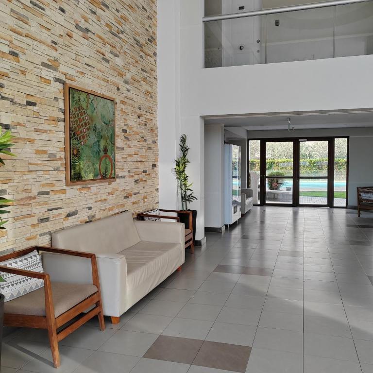 Lindo departamento a pasos de la playa - Three-Bedroom Apartment - 10