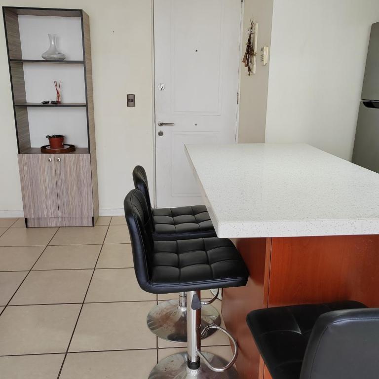 Lindo departamento a pasos de la playa - Three-Bedroom Apartment - 15