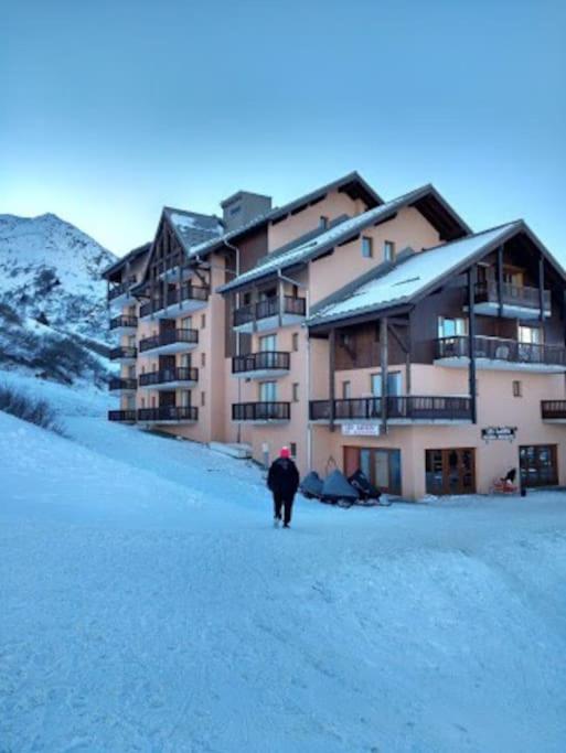 f2 28 m2 n°405 5 personnes ski au pied/piscine - Appartement 1 Chambre - 10