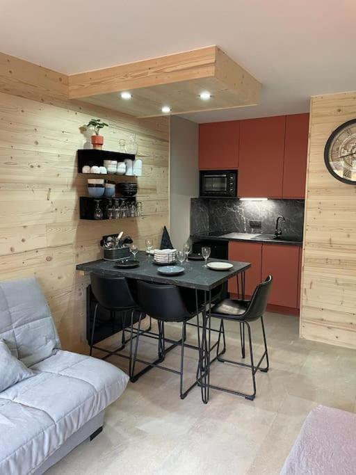 f2 28 m2 n°405 5 personnes ski au pied/piscine - Appartement 1 Chambre - 23