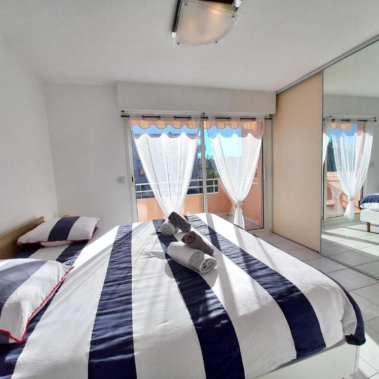 Appartement T4 92M2 pour 6 pers à 400m de la plage - Apartment mit 3 Schlafzimmern - 5