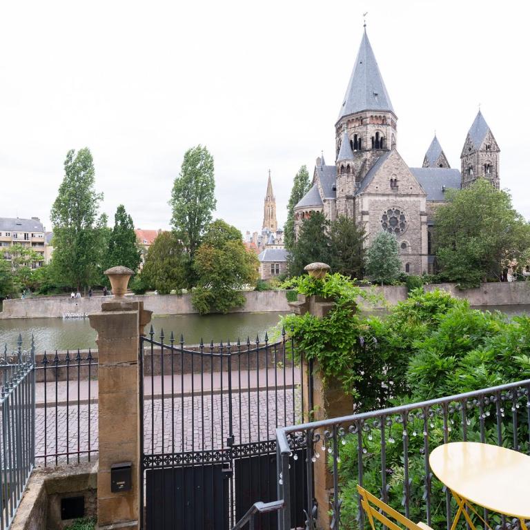 Une Romance au bord de l’eau (en hyper-centre) - Appartement 1 Chambre - 34