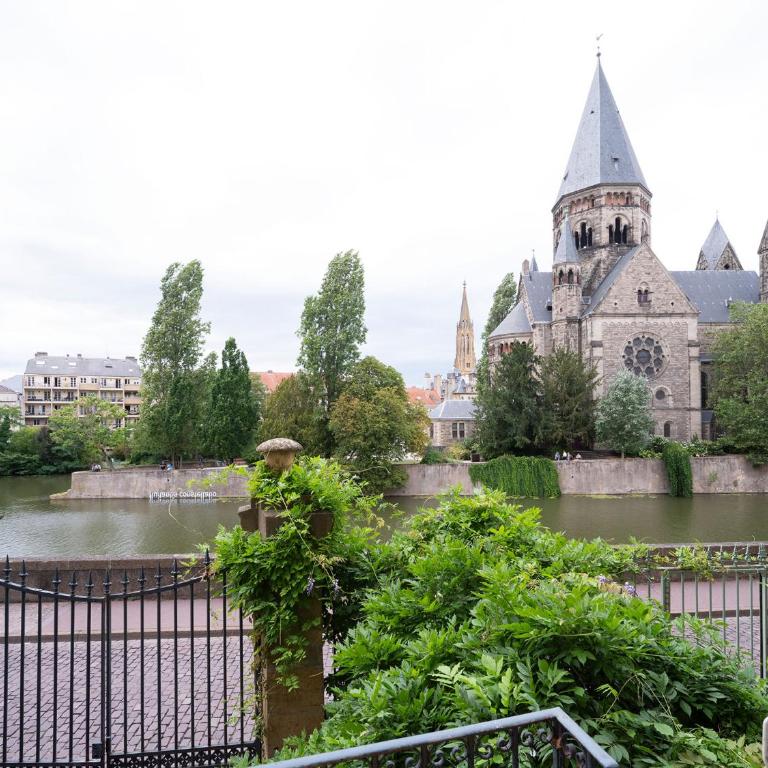 Une Romance au bord de l’eau (en hyper-centre) - Appartement 1 Chambre - 36