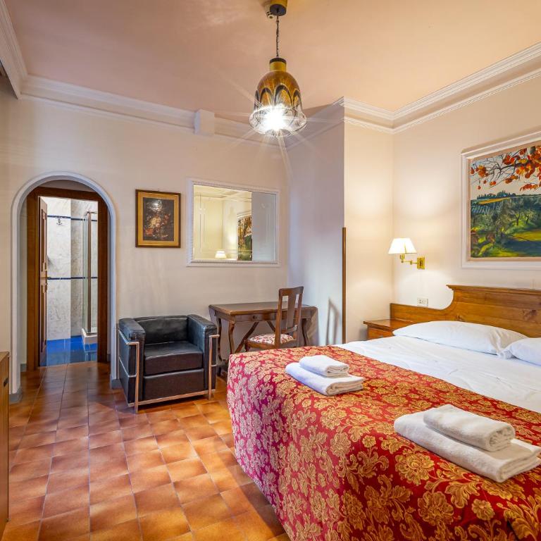 Hotel City - Triple Room - 6