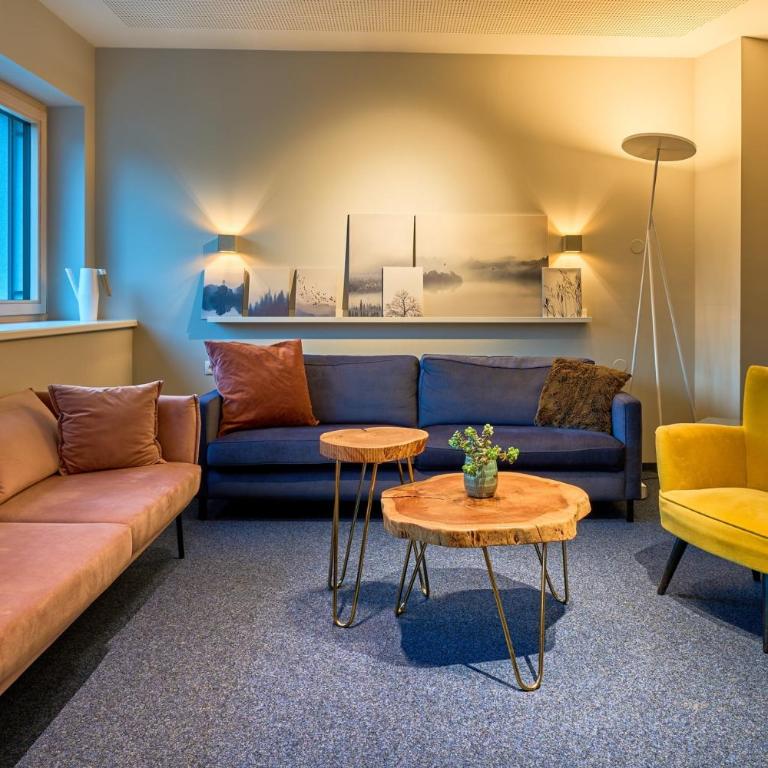 Charmante Wohnung für 2 Personen in Zentrumsnähe x Parkplatz x coworking-Arbeitsplätze im Haus - One-Bedroom Apartment - 9