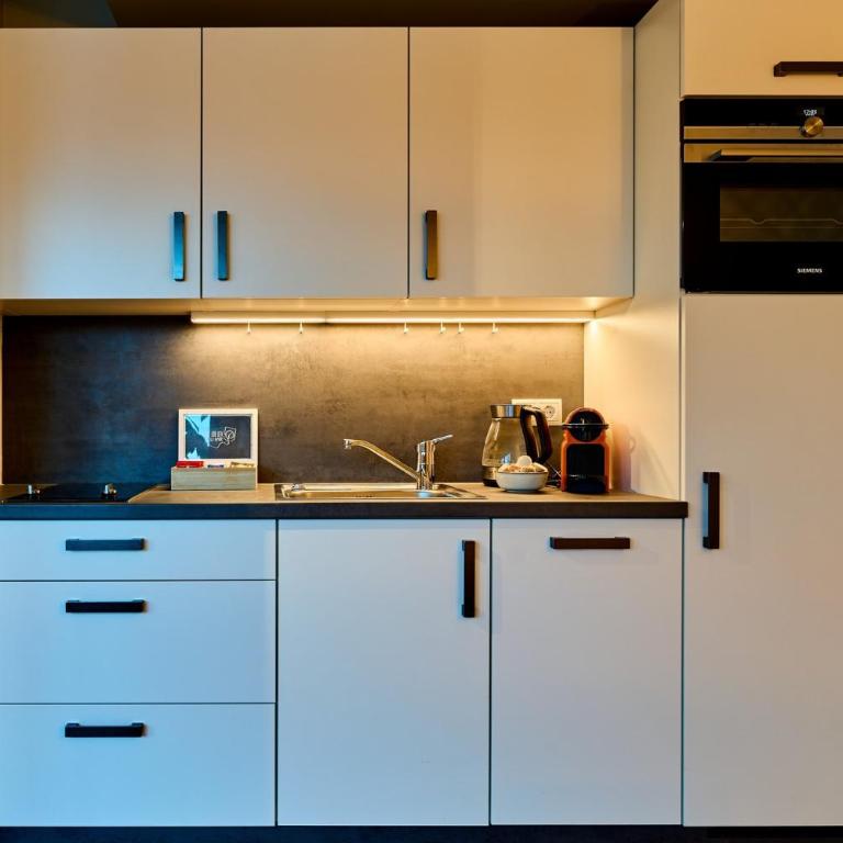 Charmante Wohnung für 2 Personen in Zentrumsnähe x Parkplatz x coworking-Arbeitsplätze im Haus - One-Bedroom Apartment - 11