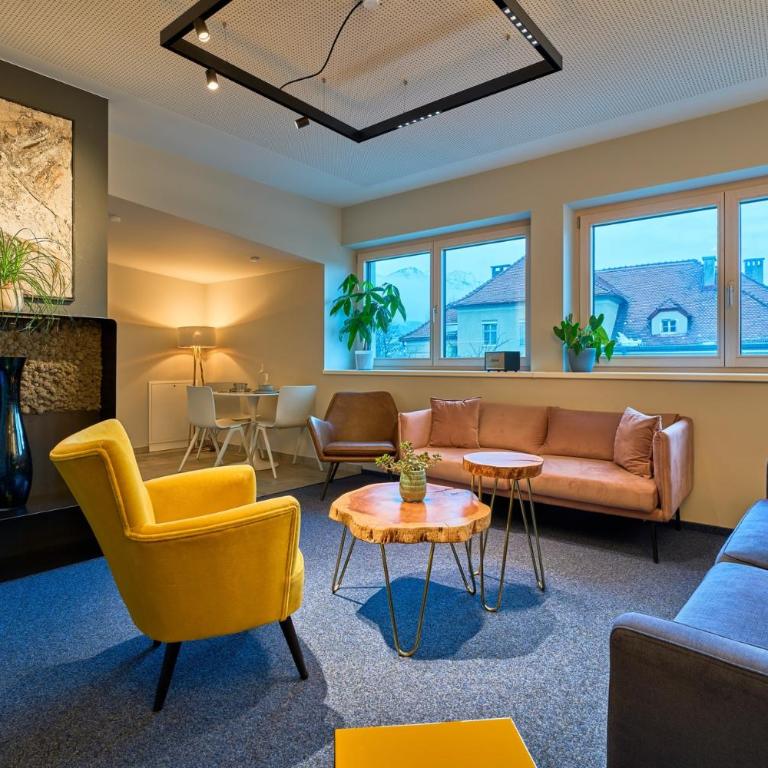 Charmante Wohnung für 2 Personen in Zentrumsnähe x Parkplatz x coworking-Arbeitsplätze im Haus - One-Bedroom Apartment - 17