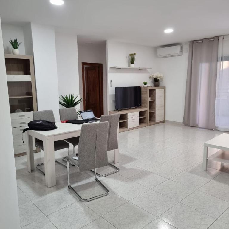 Cerca de la playa - Two-Bedroom Apartment - 1