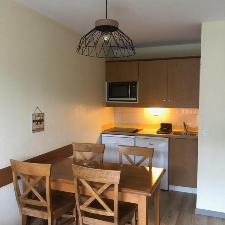 Appartement à Saint Lary Soulan, 4-5 pers, à 150m des télécabines et du village avec piscine - Apartamento de 1 dormitorio - 6