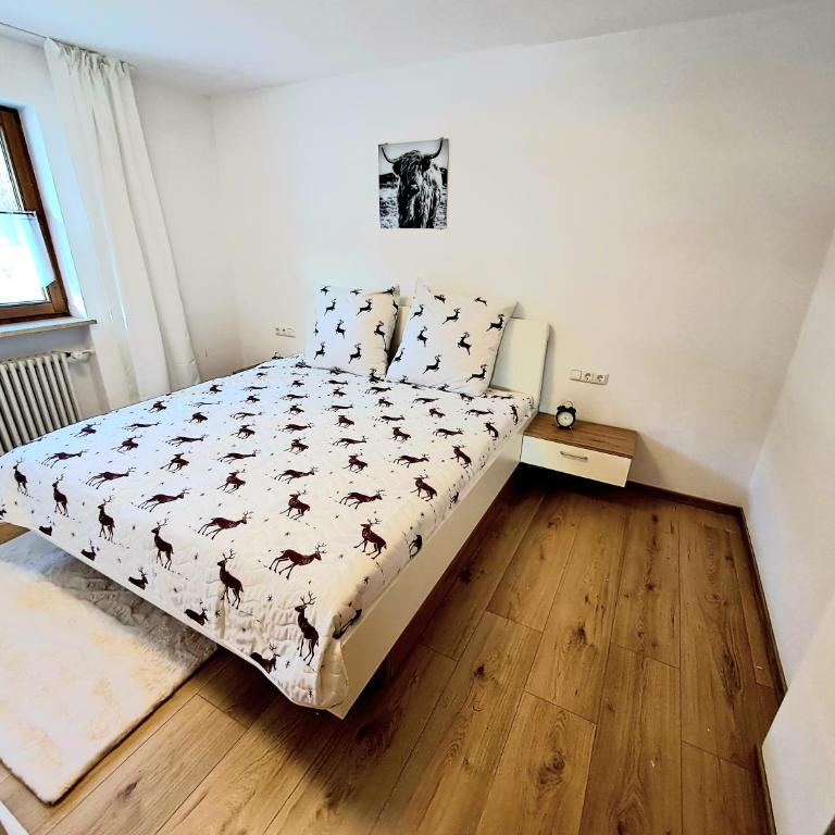 Alpenfee Ofterschwang mit E-Bike Garage - Apartment mit 1 Schlafzimmer - 2