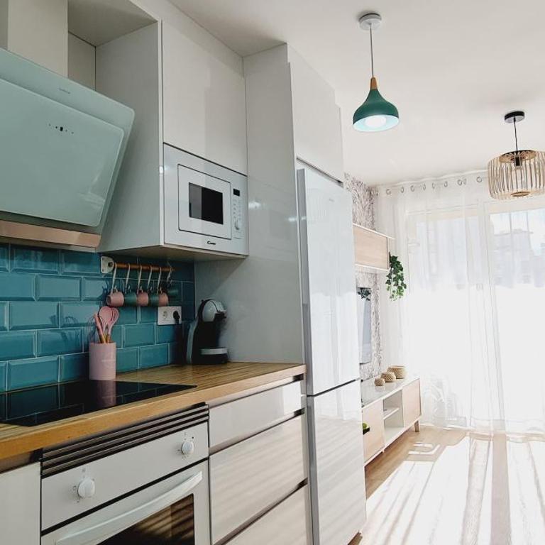 APARTAMENTO NUEVO CÉNTRICO en PRIMERA Línea de playa con vistas al Mar, Piscina, aire acondicionado y wifi - Apartamento de 2 dormitorios - 9
