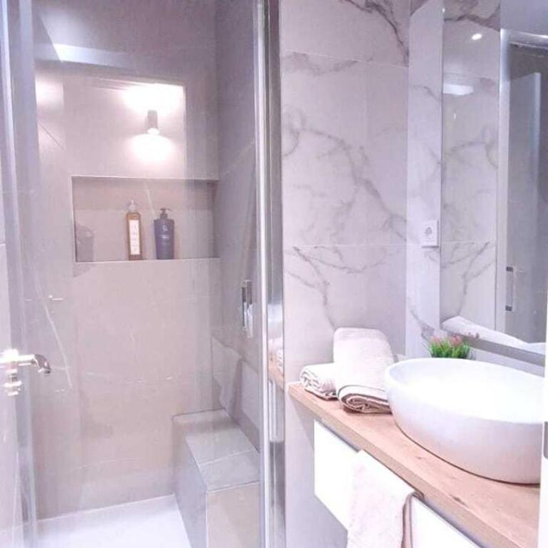 Suites Marqués de Vadillo - One-Bedroom Apartment - 2