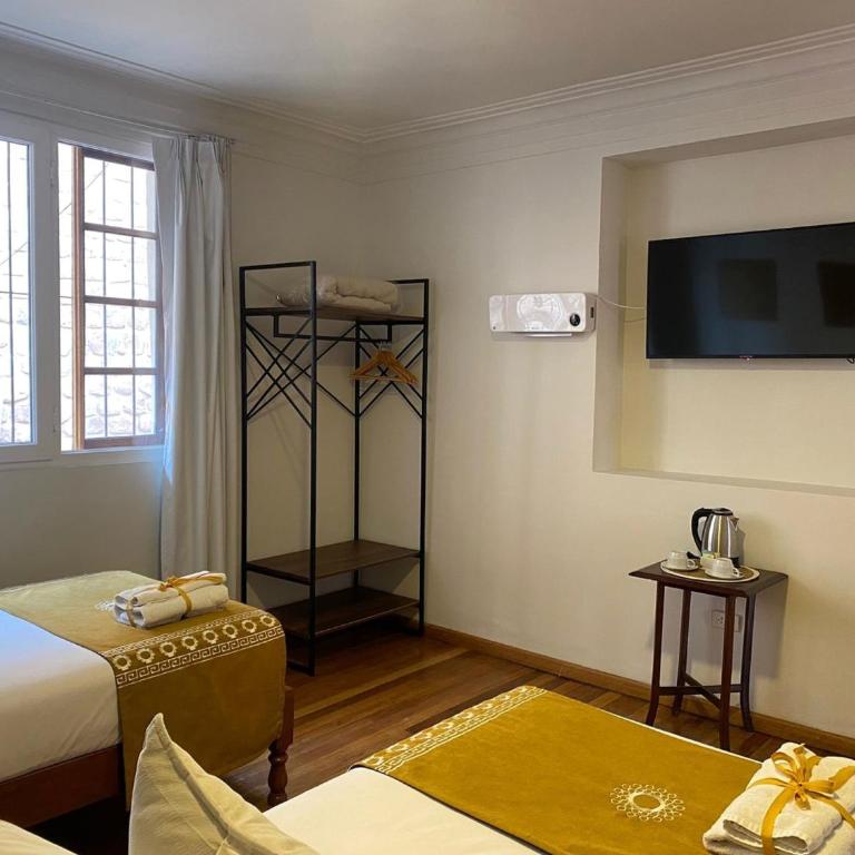 Katari at Plaza de Armas Cusco - Standard Twin Room - 3