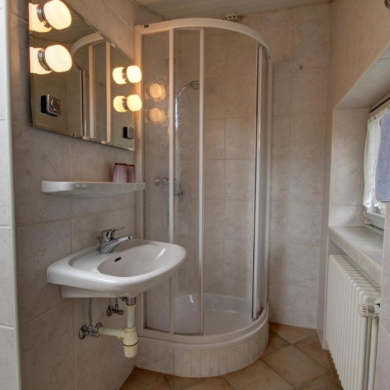 Ferienwohnung Birkenmeier inkl. Chiemgaukarte - Apartment mit Balkon - 5