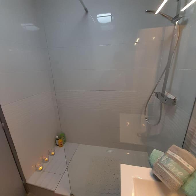 Petit paradis classé 3 étoiles à 200m de la plage! Terrasse-Wifi-Parking-clim - Studio mit Terrasse - 22