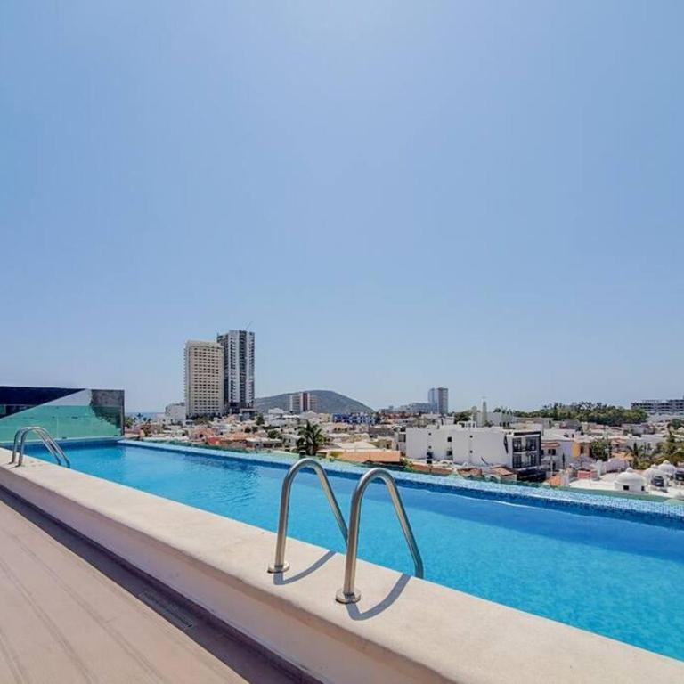 Bonito condo Zona Dorada con Piscina y Cochera - Two-Bedroom Apartment - 11