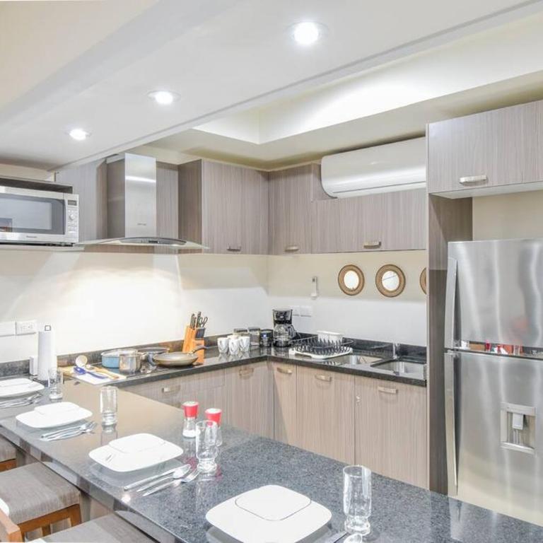 Bonito condo Zona Dorada con Piscina y Cochera - Two-Bedroom Apartment - 26
