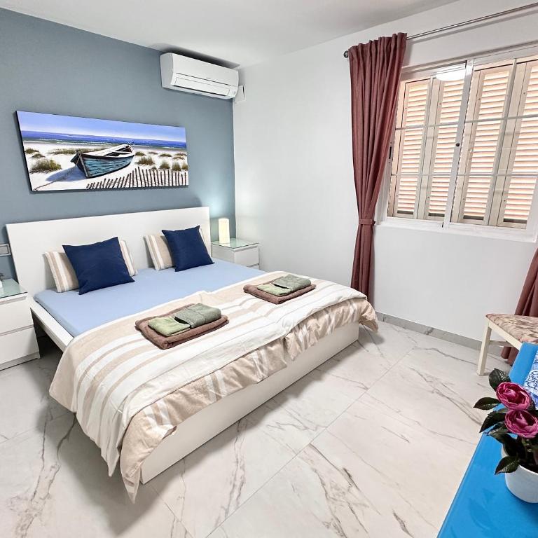 Sonnige Villa mit privatem Pool & Dachterrasse - Villa de 3 dormitorios - 5