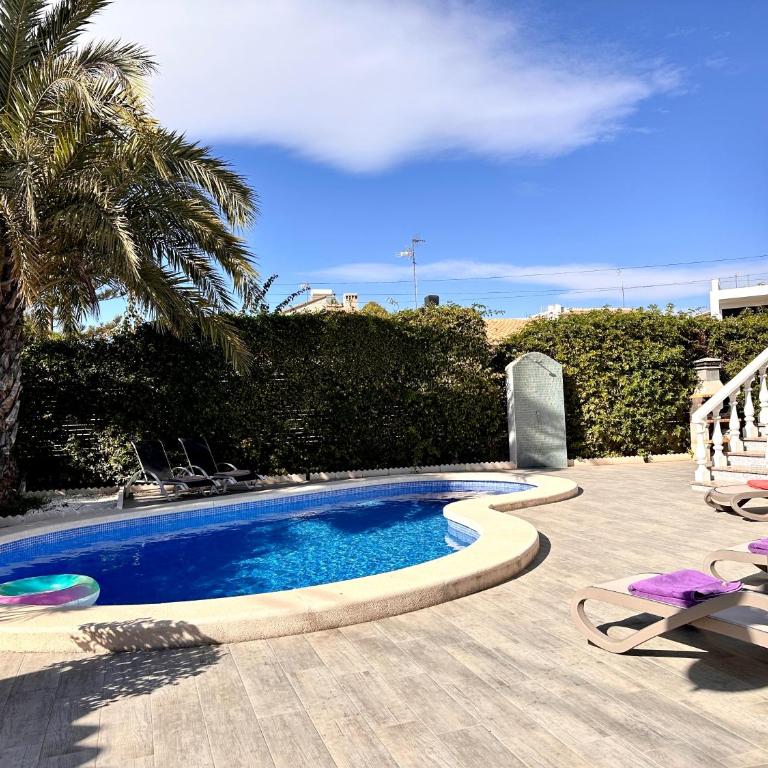 Sonnige Villa mit privatem Pool & Dachterrasse - Villa de 3 dormitorios - 24
