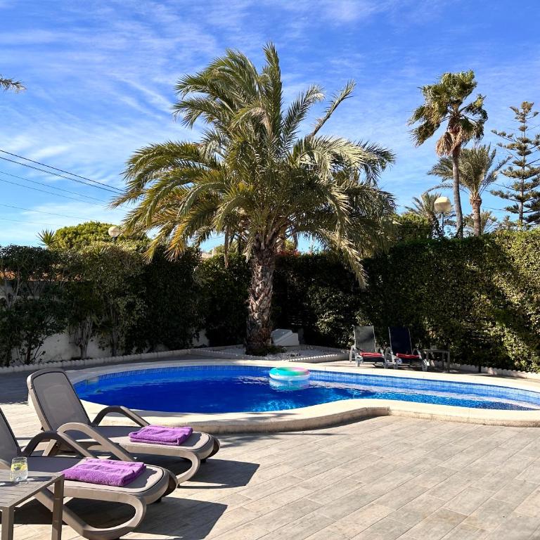 Sonnige Villa mit privatem Pool & Dachterrasse - Villa de 3 dormitorios - 23